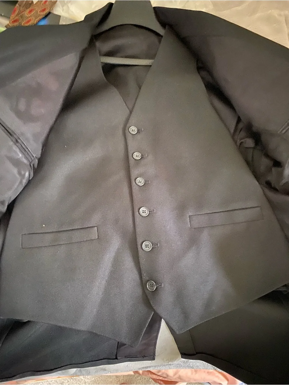 Men's Black Tailored Single-Breasted Suit Jacket